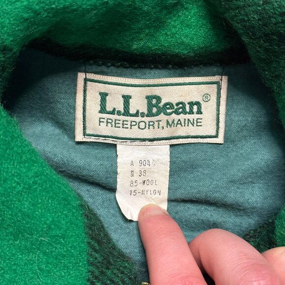 *Vintage L.L. Bean Men's Wool Maine Guide Plaid Jac-Shirt - Green/Black - Picture 4 of 7